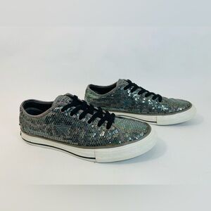 Converse One Star Sequins Chuck Taylor Sneakers in Grey size 8